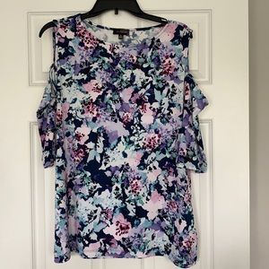 Cold shoulder top
